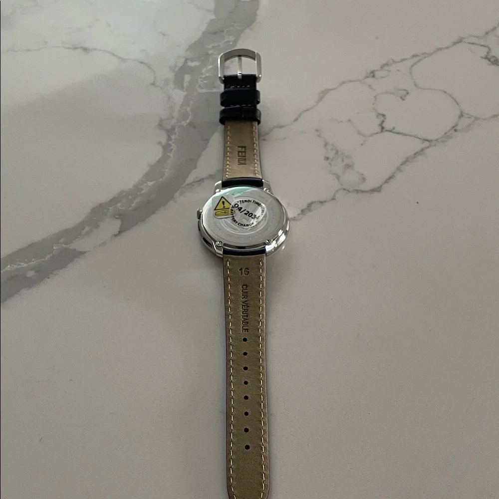 Fendi Monochrome Watch with Logo Detail and Black Leather Strap (36mm) - Picture 5 of 12